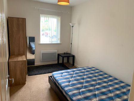 2 bedroom flat to rent - Photo 4