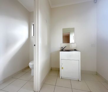 Move straight In - Photo 5