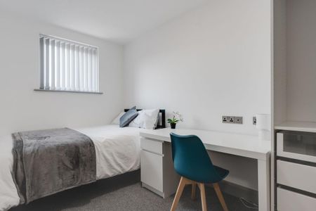 6 bedroom house to rent - Photo 4