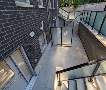 For Lease - 2791 Eglinton Avenue Unit# 540, Toronto, Ontario - Photo 2