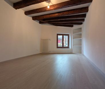 Renovated 2-room apartment on the 3rd floor - Photo 2