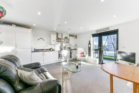 1 bedroom property to rent - Photo 2