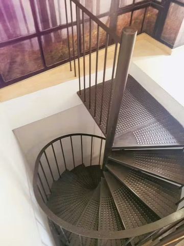 Calle Gigantes, Málaga, Andalusia 29008 - Photo 3