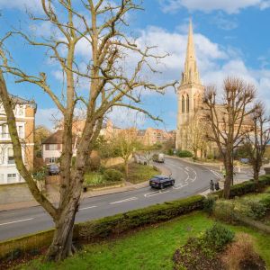 3 bedroom flat in Friars Stile Road - Photo 2