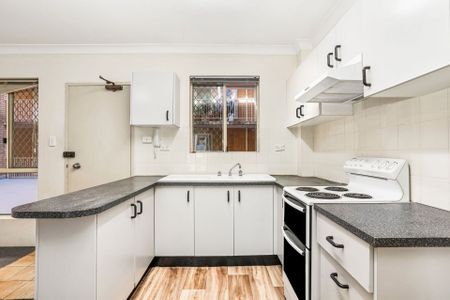 One Bedroom Apartment in Prime Location - Photo 5