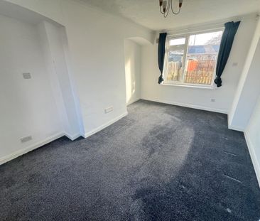 Cuthbert Avenue, Durham - Photo 1