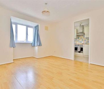Beta Road, Woking, Surrey, GU22 - Photo 5