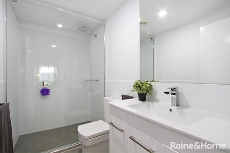 6/6 Carmody Road, St Lucia, QLD 4067 - Photo 4