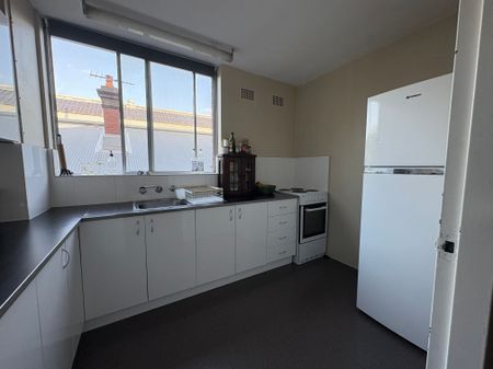 Kensington - Photo 5