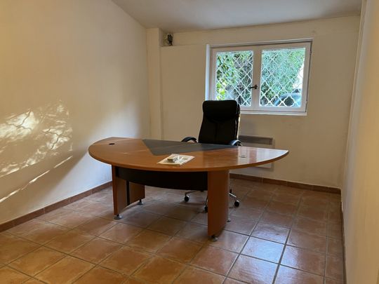 Bureau 4 pièces à louer Montpellier - 34080 / Réf: LP095-IMMOBILIAFR - Photo 1