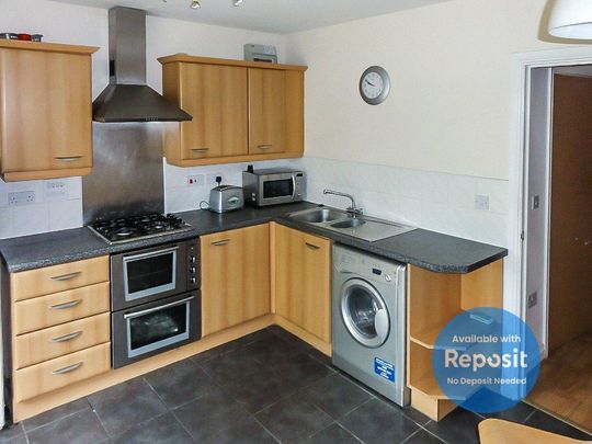 4 bedroom semi-detached house to rent - Photo 1