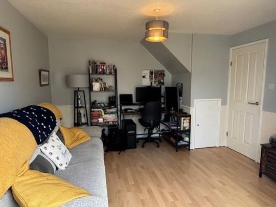 1 bedroom semi-detached house to rent - Photo 1