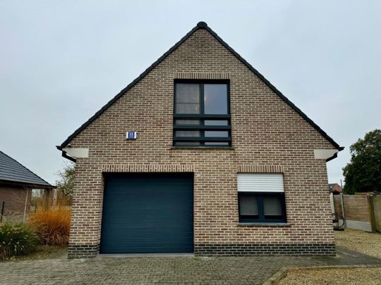 Te huur in Opwijk: ruime en energiezuinige villa met 4 slaapkamers - Photo 1