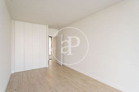 5 bedroom luxury Villa for rent in San Blas-Canillejas, Ciudad Lineal, Autonomous Region of Madrid - Foto 2