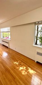 2 Bed/1 Bath Large Updated Suite in Kerrisdale - 1 cat ok - Photo 3