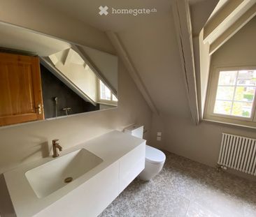Wohnen im wunderschönen Schloss Lohnegg mit Seesicht - Photo 2