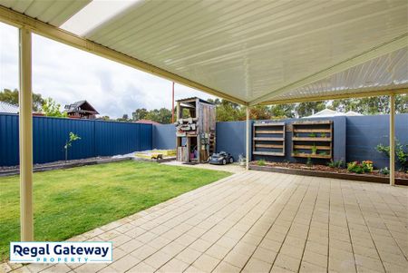 2 Lagoon Pass, BALDIVIS WA 6171 - Photo 2