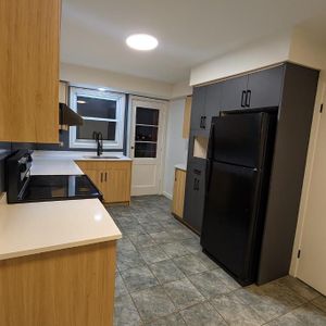 Charmant 5 1/2 longueuil, 3 chambres - Photo 2