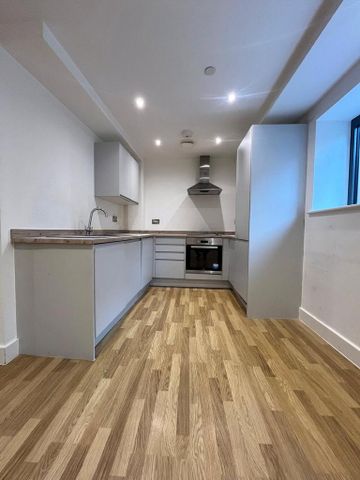 2 bedroom apartment to rent - Photo 4