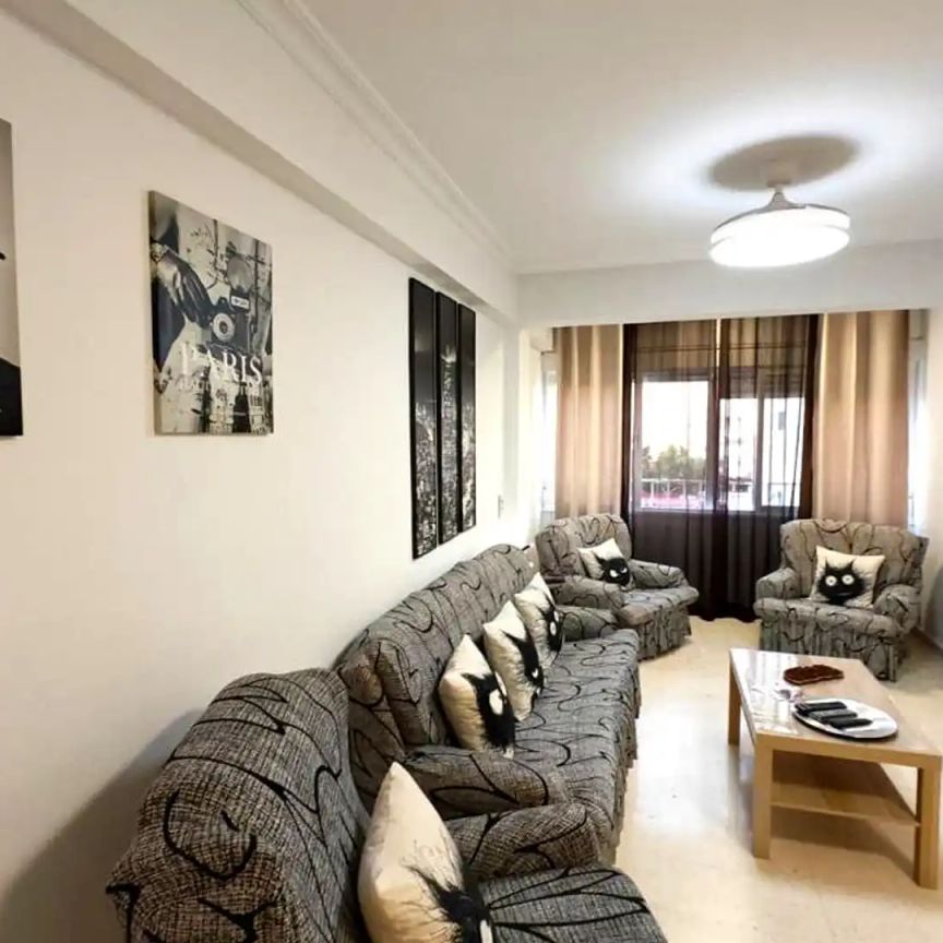 Piso de alquiler en Puerto de Piqueras, Juan XXIII - Rochelambert - Foto 1