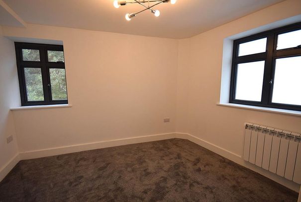 4 bedroom apartment to rent - Photo 1