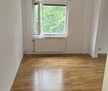 Gröndalsvägen, Tumba - Foto 2