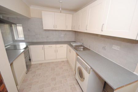 Hill View Drive, Coppull, Chorley, Lancs, PR7 5DG - Photo 3