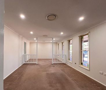 Impressive Family Home Offering Space, Versatility & Lifestyle - Photo 2