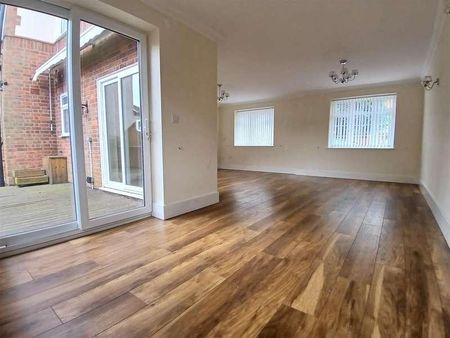 Glebe Road, Hinckley, LE10 - Photo 4