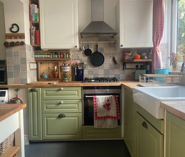 3 Bed Semi-Detached House, The Glade, CR0 - Photo 6