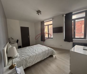 Location Appartement 1 pièce 120m² ROUBAIX 59100 - Photo 4