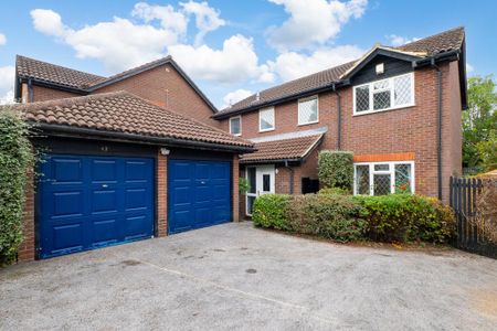 4 bedroom detached house to rent - Photo 5