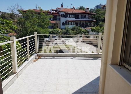 Μονοκατοικία για ενοικίαση Συνοικισμός Νόμου 751 (Πανόραμα) - Φωτογραφία 4