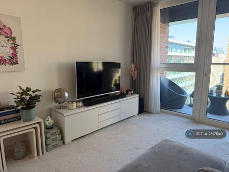 1 bedroom flat to rent - Photo 4