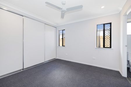 39 Liriope Crescent, - Photo 3