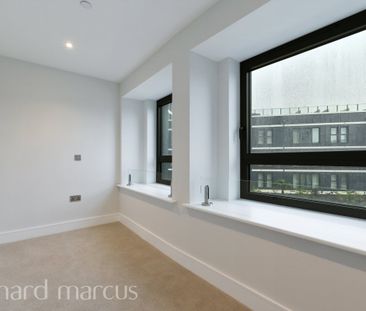 Cockfosters road, - Photo 1