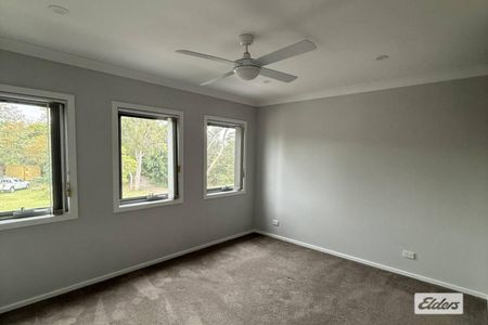 Spacious Townhouse in a Convenient Albion Park Location - Photo 2