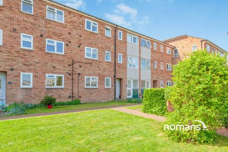 Chiltern Court, Fawcett Road, Windsor, SL4 - Photo 3