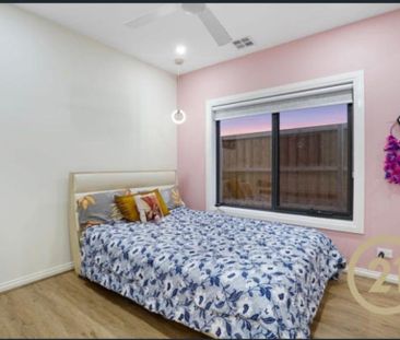 "Stylish 4-Bedroom Home with Two Master Suites in Fraser Rise" - Photo 3