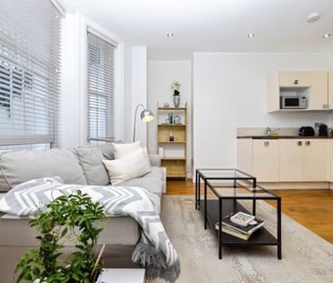 1 Bed Flat, Hogarth Road, SW5 - Photo 4