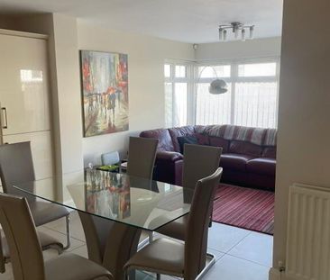 35 Millrush Drive (TERM TIME LET), Portstewart, BT55 7FX - Photo 3