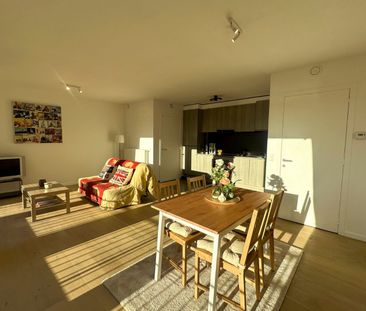 Lichtrijk appartement met charmant uitzicht - Foto 2