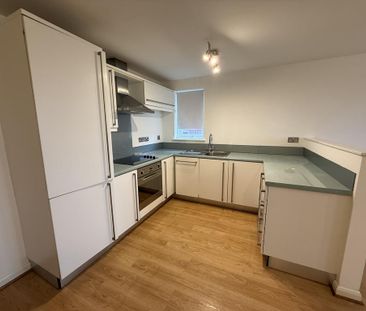 2 bedroom flat to rent - Photo 5