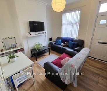 3 Bedroom Student Houses Hyde Park Leeds - Photo 1