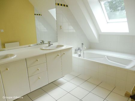 Maison T8 à louer Saint Gregoire - 136 m² - Photo 5