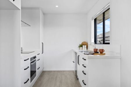 3b Shillingford Boulevard, Rolleston - Photo 2