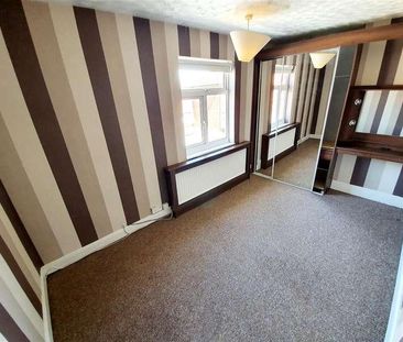 Avondale Road, Kettering, Northants, NN16 - Photo 1