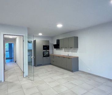 Appartement te huur in Tournai voor € 995 met 2 slaapkamers - Photo 4