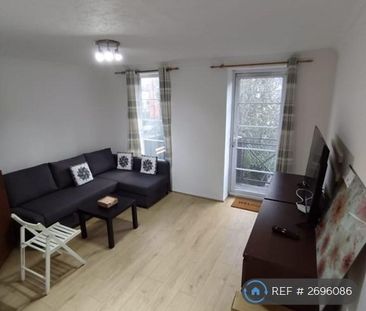 1 bedroom flat to rent - Photo 2