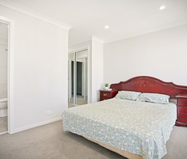 13 Fernyhough Street, Rouse Hill NSW 2155 - House For Rent | Domain - Photo 2